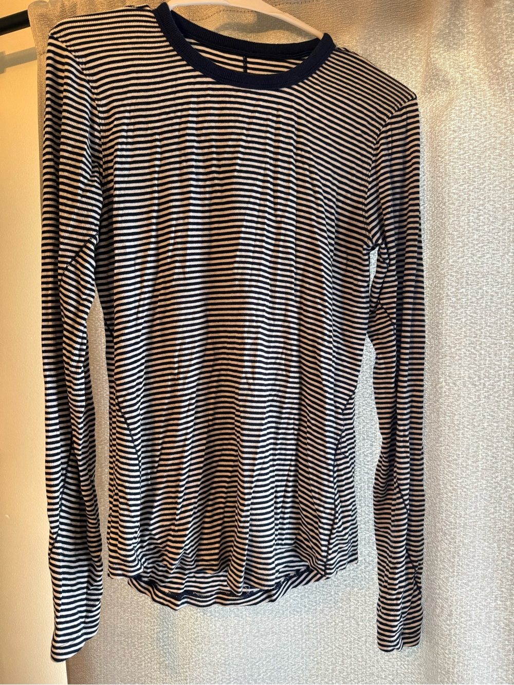Lululemon hold tight long sleeve